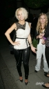 Имя файла=Sarah2C_Nicola___Kim_leaving_the_Mandarin_Oriental_24_08_10_2813629.jpg
Размер файла=546КБ
Размеры=1900x3420
Дата=Март 24, 2012 Sarah2C_Nicola___Kim_leaving_the_Mandarin_Oriental_24_08_10_2813629.jpg