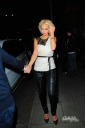 Имя файла=Sarah2C_Nicola___Kim_leaving_the_Mandarin_Oriental_24_08_10_2815429.jpg
Размер файла=417КБ
Размеры=1899x2855
Дата=Март 24, 2012 Sarah2C_Nicola___Kim_leaving_the_Mandarin_Oriental_24_08_10_2815429.jpg