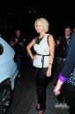Имя файла=Sarah2C_Nicola___Kim_leaving_the_Mandarin_Oriental_24_08_10_2818329.jpg
Размер файла=456КБ
Размеры=1899x2855
Дата=Март 24, 2012 Sarah2C_Nicola___Kim_leaving_the_Mandarin_Oriental_24_08_10_2818329.jpg