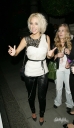 Имя файла=Sarah2C_Nicola___Kim_leaving_the_Mandarin_Oriental_24_08_10_285129.jpg
Размер файла=511КБ
Размеры=1899x3242
Дата=Март 24, 2012 Sarah2C_Nicola___Kim_leaving_the_Mandarin_Oriental_24_08_10_285129.jpg