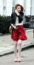 Nicola_Roberts_attends_meetings_with_her_manager_03_08_10_283629.jpg