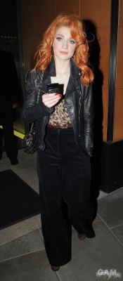 Nicola_Roberts_leaving_Zuma_Restaurant_11_10_10_283629.jpg