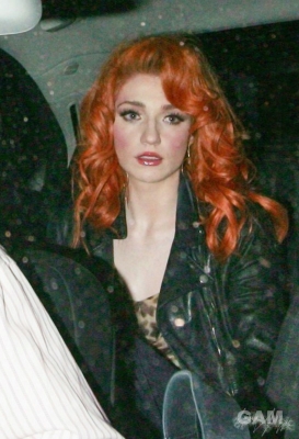 Nicola_Roberts_leaving_Zuma_Restaurant_11_10_10_285429.jpg