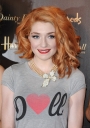 Имя файла=Nicola2C_Kim_and_Sarah_Dainty_Doll_signing_Harrods_24_08_10_2812429.jpg
Размер файла=47КБ
Размеры=360x512
Дата=Март 25, 2012 Nicola2C_Kim_and_Sarah_Dainty_Doll_signing_Harrods_24_08_10_2812429.jpg