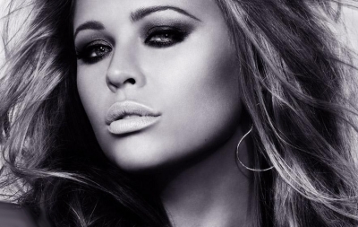 Kimberley_Walsh_-_Cosmopolitan_June_2010_28829.JPG