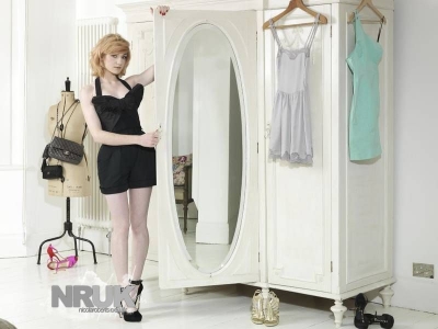 Nicola_Roberts_-_Alex_Sarginson_2009_281029.jpg