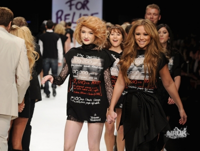 Kim_Nicola_at_Naomi_Campbell_s_Fashion_For_Relief_18_02_10_282929.jpg