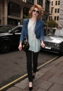 Nicola_and_Kimberley_arriving_at_the_Mayfair_Hotel_15_02_10_281229.jpg