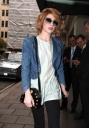 Nicola_and_Kimberley_arriving_at_the_Mayfair_Hotel_15_02_10_281729.jpg