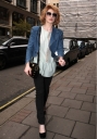 Nicola_and_Kimberley_arriving_at_the_Mayfair_Hotel_15_02_10_281929.jpg