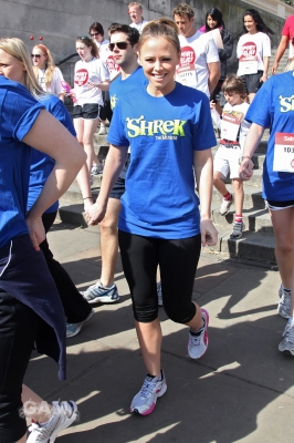 Kimberley_of_Shrek_at_Sainsbury_s_Sport_Relief_Mile_25_03_12_281329.jpg