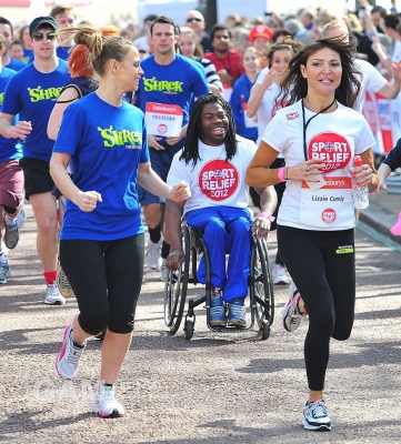 Kimberley_of_Shrek_at_Sainsbury_s_Sport_Relief_Mile_25_03_12_282729.jpg