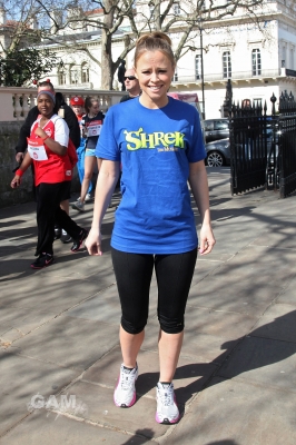 Kimberley_of_Shrek_at_Sainsbury_s_Sport_Relief_Mile_25_03_12_28329.jpg