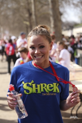 Kimberley_of_Shrek_at_Sainsbury_s_Sport_Relief_Mile_25_03_12_284429.jpg