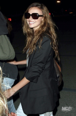 Nadine_Coyle_attending_an_LA_Dodgers_baseball_game_07_05_10_282529.jpg
