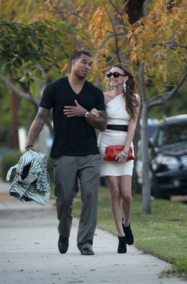 Nadine_Coyle_Attending_Toby_Gad_s_birthday_party_28_03_10_28729.jpg