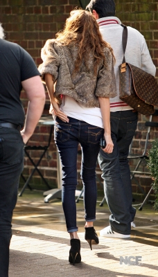 Nadine_Coyle_seen_at_a_recording_studio_in_London_12_03_10_28929.jpg