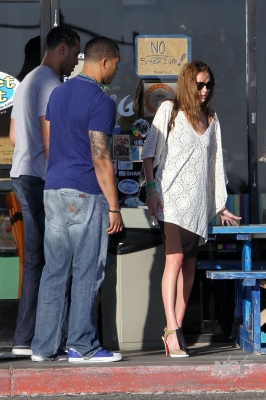 Nadine_hangs_out_at__Secret_Spot__in_Long_Beach_17_03_10_282329.jpg