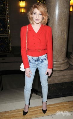 Nicola_attends_the_Bodyamr_A_W_catwalk_show_LFW_19_02_10_281329.jpg