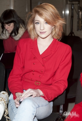 Nicola_attends_the_Bodyamr_A_W_catwalk_show_LFW_19_02_10_282429.jpg