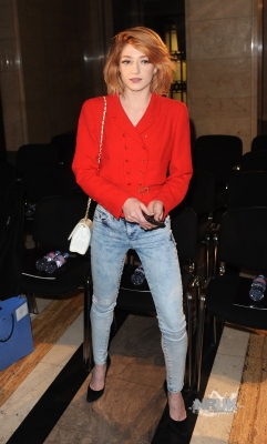 Nicola_attends_the_Bodyamr_A_W_catwalk_show_LFW_19_02_10_282929.jpg