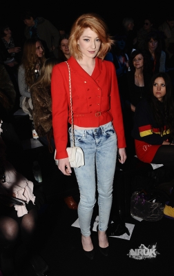 Nicola_attends_the_Bodyamr_A_W_catwalk_show_LFW_19_02_10_283429.jpg