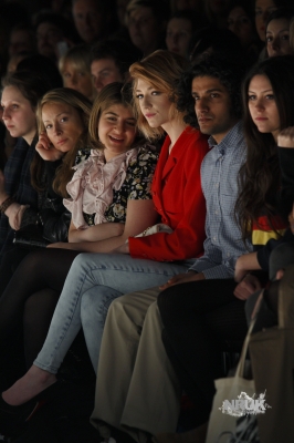 Nicola_attends_the_Bodyamr_A_W_catwalk_show_LFW_19_02_10_283629.jpg