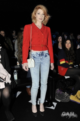Nicola_attends_the_Bodyamr_A_W_catwalk_show_LFW_19_02_10_28929.jpg