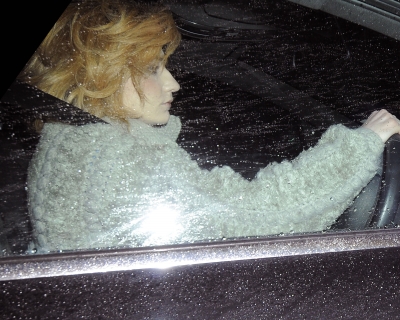 Nicola_Roberts_arriving_leaving_Cheryl_s_house_24_01_10_28129.jpg