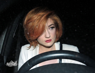 Nicola_Roberts_at_a_petrol_station_in_London_25_01_10_281429.jpg