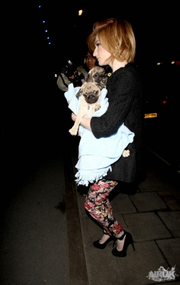 Nicola_Roberts_at_the_Mayfair_Hotel_on_12_01_10_281529.jpg