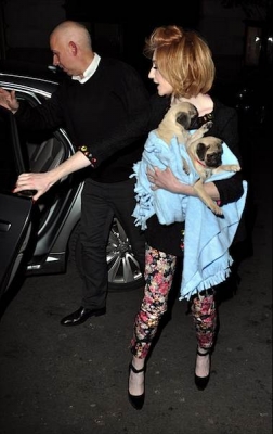 Nicola_Roberts_at_the_Mayfair_Hotel_on_12_01_10_282129.jpg