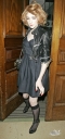 Nicola_Roberts_leaves_arrives_Radio_1_31_01_10_285529.jpg