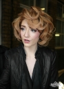 Nicola_Roberts_leaving_the_ITV_studios_02_02_10_28429.jpg