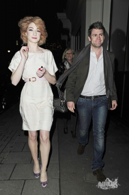 Nicola_Roberts_out_to_dinner_at_the_Nobu_Berkeley_04_02_10_28229.jpg
