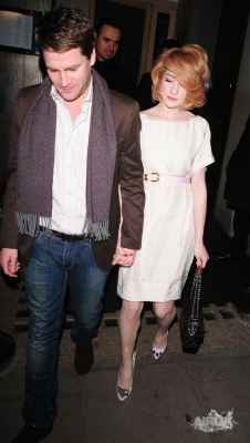 Nicola_Roberts_out_to_dinner_at_the_Nobu_Berkeley_04_02_10_282829.jpg