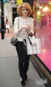 Nicola_Roberts_shopping_in_Dublin_02_05_10_28129.jpg