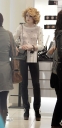 Nicola_Roberts_shopping_in_Dublin_02_05_10_282329.jpg
