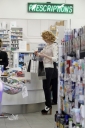 Nicola_Roberts_shopping_in_Dublin_02_05_10_283529.jpg