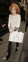 Имя файла=Nicola_Roberts_shopping_in_Dublin_02_05_10_285629.jpg
Размер файла=964КБ
Размеры=2500x5363
Дата=Март 27, 2012 Nicola_Roberts_shopping_in_Dublin_02_05_10_285629.jpg