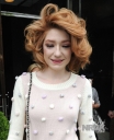 Nicola_Roberts_shopping_in_Dublin_02_05_10_285829.jpg