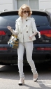 Nicola_Roberts_spotted_outside_Primrose_Hill_12_04_10_28429.jpg