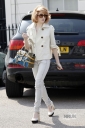 Nicola_Roberts_spotted_outside_Primrose_Hill_12_04_10_28629.jpg