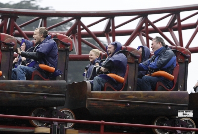 Sarah_Harding_at_Alton_Towers_20_03_10_28629.jpg