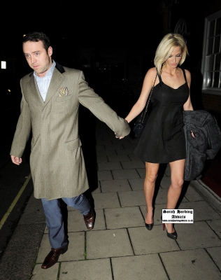 Sarah_Harding_At_Scotts_Restaurant_London_07_04_10_281229.jpg