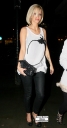 Sarah_Harding_Leaving_Signor_Sassi_Restaurant_29_03_10_281029.jpg