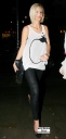 Sarah_Harding_Leaving_Signor_Sassi_Restaurant_29_03_10_28929.jpg
