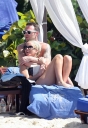 Имя файла=Sarah_Harding_on_the_beach_in_the_Caribbean_01_02_10_285729.jpg
Размер файла=502КБ
Размеры=1900x2749
Дата=Март 28, 2012 Sarah_Harding_on_the_beach_in_the_Caribbean_01_02_10_285729.jpg