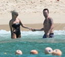 Имя файла=Sarah_Harding_on_the_beach_in_the_Caribbean_01_02_10_287229.jpg
Размер файла=332КБ
Размеры=1900x1690
Дата=Март 28, 2012 Sarah_Harding_on_the_beach_in_the_Caribbean_01_02_10_287229.jpg