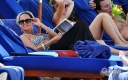 Sarah_Harding_on_the_beach_in_the_Caribbean_02_02_10_281029.jpg